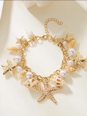 NEW! Starfish & Seashell Charm Bracelet with beads. 🐚 B2-85